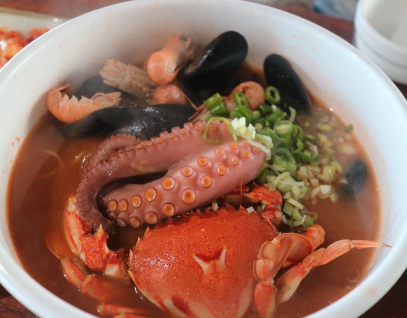 [그대와 함께라면] 국물맛이 달달했던 해물라면 - SOSO | 세상의 모든 여행, 위시빈